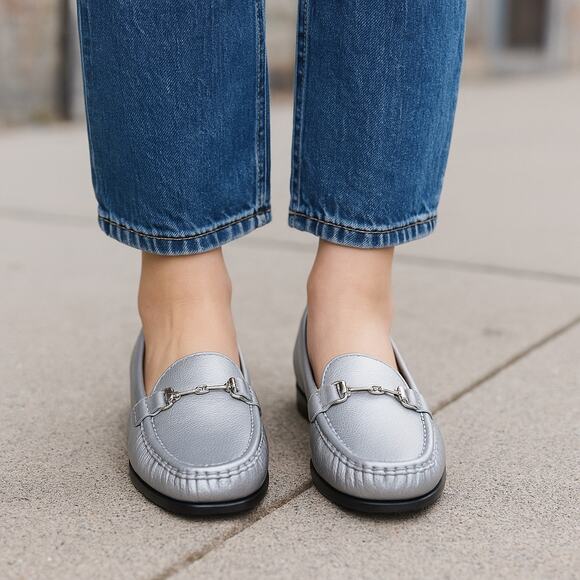 SAS Metro Pewter Loafers Women’s Size 10 WW Comfort Slip-On Moccasins NWOB - Picture 1 of 12
